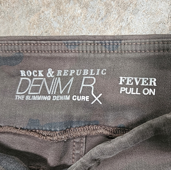 Rock & Republic Camouflage Skinny Jeans - Picture 6 of 8